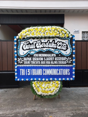 Papan Bunga Duka di Sendana
